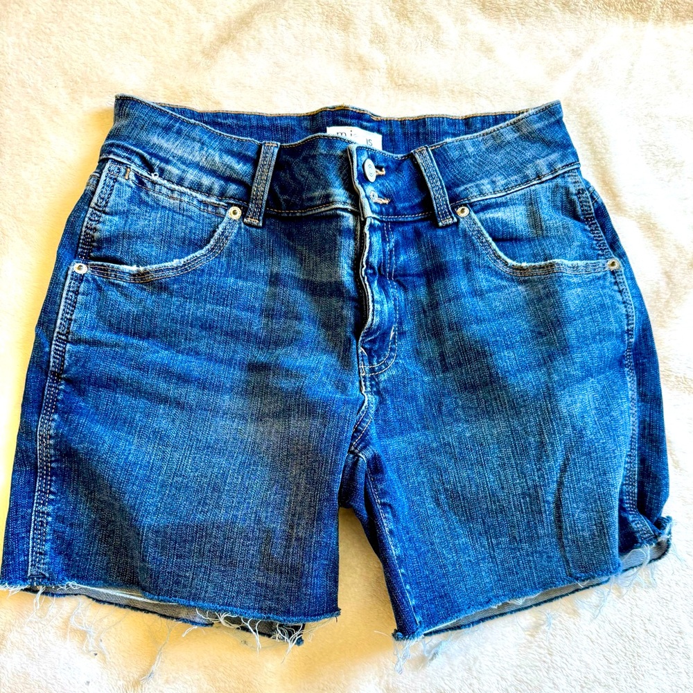 M Jean shorts